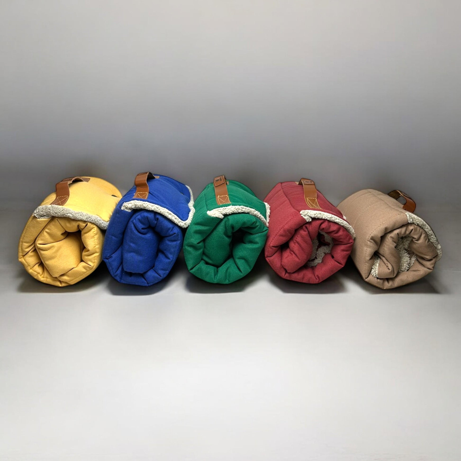 Roll up Travel Dog Mat, Settle Mat, Spot Training, Stain-Resistant, Water-Repellent, Machine Washable, Handmade Cotton, Soft & Durable